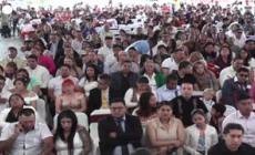 Messico, un San Valentino con matrimonio di massa per 700 coppie - Video