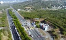 Colombia, distrutto un casello autostradale al confine con il Venezuela
