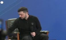 Zelensky: "Pronto a dimettermi se aderiremo alla Nato"