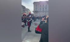 Trieste suona l'Inno e attende il Vespucci, domani l'arrivo in porto