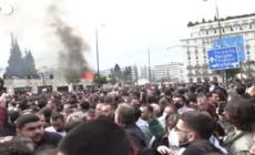 Atene, scontri alla manifestazione per l'anniversario dell'incidente ferroviario di Tebi