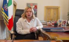 Caro bollette, Meloni: "3 miliardi a famiglie e imprese"