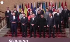 Vertice di Londra, Starmer: "Momento importante per la sicurezza dell'Europa"