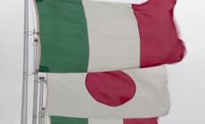 Mattarella a Tokyo, vento forte all'aeroporto