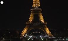 Giornata internazionale della donna, la torre Eiffel si illumina in solidarieta' con le afghane