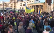 Germania, a Berlino manifestazione di solidarieta' con l'Ucraina