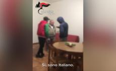 Adescato con promesse sessuali, rapinato un uomo di 50 anni - Video