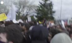 Turchia, scontri e momenti di tensione alla protesta per Imamoglu