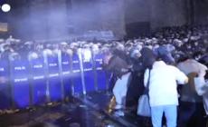 Istanbul, scontri tra dimostranti e polizia dopo l'arresto del sindaco