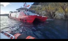 Nave di 42 metri si incaglia all'Elba, salvate 11 persone 