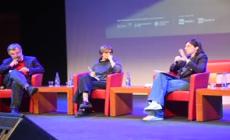 Schlein: "Meloni ha detto di aver rotto il tetto di cristallo: non lo rompi da sola, ma insieme"