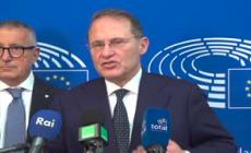 Cirielli: "Von der Leyen sui dazi? L'Italia non ama i toni forti"