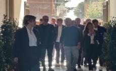 Suor Paola, il saluto della Lazio con la maglia n. 1 autografata