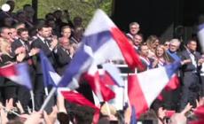 Marine Le Pen: "Invito tutti ad una resistenza pacifica e democratica"