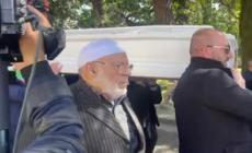 Funerali di Ilaria Sula, il sindaco di Terni Bandecchi porta a spalla il feretro