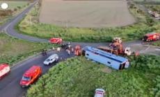 Brasile: dieci morti, tra cui due bambini, in un incidente d'autobus