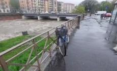 Maltempo in Piemonte, la Stura in piena nel centro di Torino
