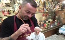 Papa Francesco, il ricordo dell'artigiano napoletano: "Amava Napoli e il presepe"
