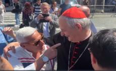 Il cardinal Zuppi e Alfredo: "Siamo di Trastevere, e' mio fratello!"