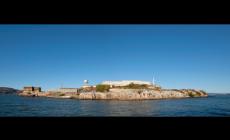 Trump mette i dazi ai film stranieri e riapre il carcere di Alcatraz
