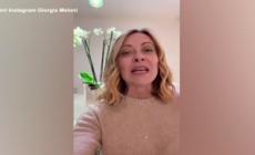 Meloni: "Tanti auguri a tutte le mamme"