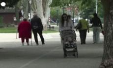 Una citta' croata paga i nonni per l'assistenza all'infanzia