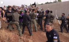 Israele, attivisti contro la guerra respinti dalla polizia a Sderot