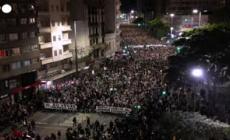 L'Uruguay "marcia in silenzio", migliaia in piazza a Montevideo