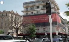 Semafori e bancomat ko, blackout a Cannes: "tralicci della linea elettrica segati. atto doloso" - Video