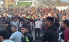 Gaza, saccheggiato un deposito di cibo Onu: 2 morti ieri a Deir el-Balah