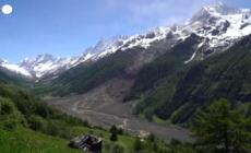 Svizzera, ghiacciaio frana e si abbatte su una cittadina