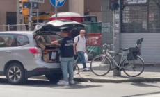 Due uomini uccisi in casa a Bologna, la Polizia sul posto