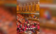 Dl sicurezza, in Aula la protesta delle opposizioni