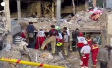 Iran, Teheran sotto i raid israeliani: macerie e colonne di fumo