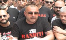 Processo ultra', presidio tifosi rossoneri fuori dall'aula bunker di San Vittore