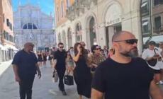Mattinata di shopping per Kris Jenner e Khloe' Kardashian a Venezia