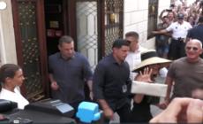 Tappa all'Harry's bar per Bezos e la moglie, poi il rientro in hotel