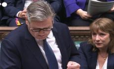 Uk, Reeves turbata ai Comuni dopo gli attacchi sulla riforma del welfare