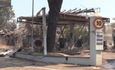 Auto e ambulanze distrutte, il luogo dell'esplosione a Roma