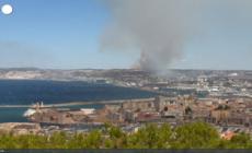 Francia, un incendio assedia i dintorni di Marsiglia