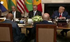 Gaffe di Trump, si complimenta con il presidente della Liberia per l'inglese