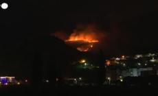 Bosnia, bruciano i boschi vicino a Mostar