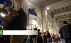 Roma, in centinaia ballano il tango per Gaza