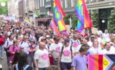 Il Pride di Amsterdam tra colori, musica e protesta