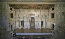 Due turisti cadono dalla balaustra del Teatro Olimpico di Vicenza