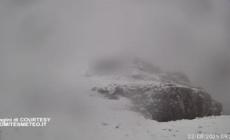 Neve di agosto sulla Marmolada, il termometro scende a -2 gradi