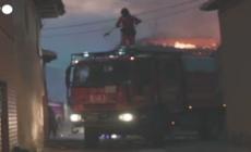 Continuano gli incendi in Spagna, due vittime e centinaia di evacuati