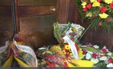 Roma, i funerali del motociclista colpito da un fulmine