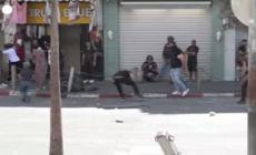 Raid dell'Idf a Ramallah, scontri e lancio di gas lacrimogeni contro i palestinesi