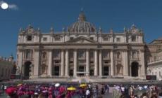 Il Papa: " I responsabili rinuncino alla logica delle armi"